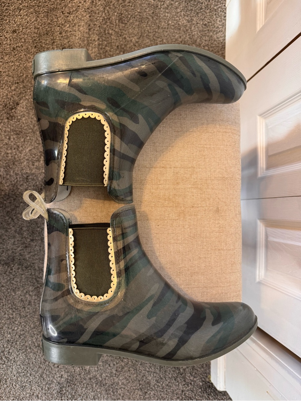 Jack Rogers Woman Sallie Ankle Green Camo Waterproof Rain Boots Scalloped Size 9 - Picture 9 of 15